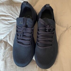 Women's APL TechLoom Breeze Shoe Size 8